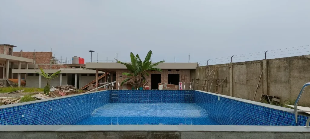 Jasa renovasi kolam renang